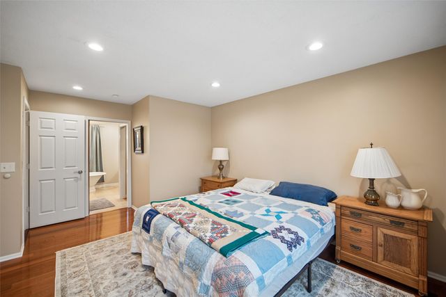 7501 Hickory Lane, Urbandale, IA 50322