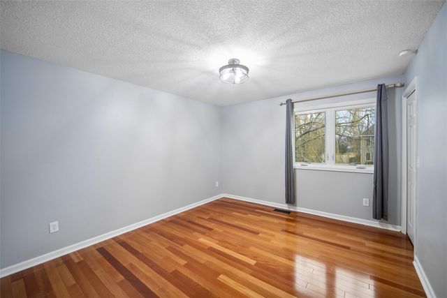 7501 Hickory Lane, Urbandale, IA 50322