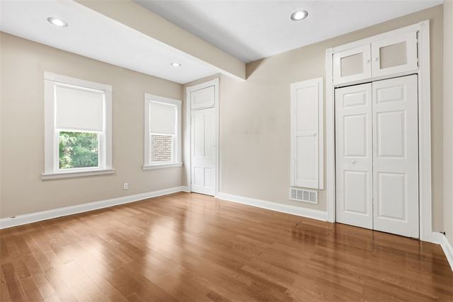 31 Eleanor St, South Side, PA 15203