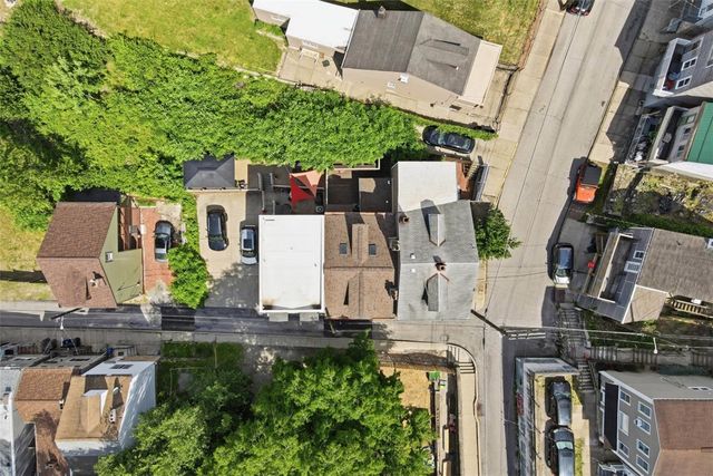 31 Eleanor St, South Side, PA 15203