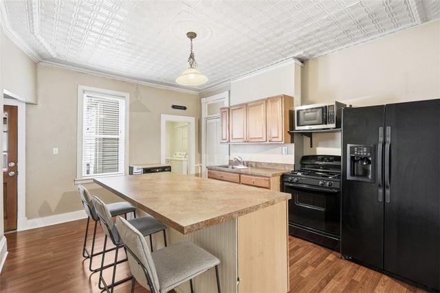 31 Eleanor St, South Side, PA 15203