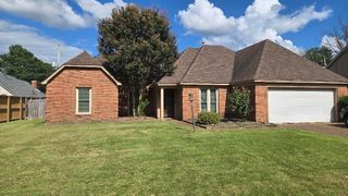 4290 CREEK MANOR LN, Memphis, TN 38125