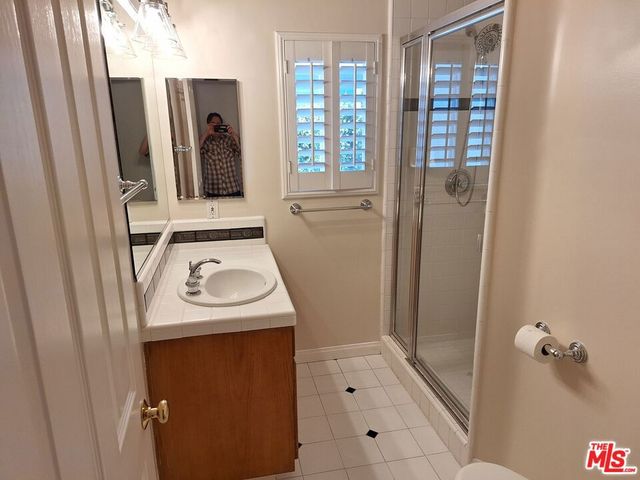 7539 Denrock Avenue, Los Angeles, CA 90045