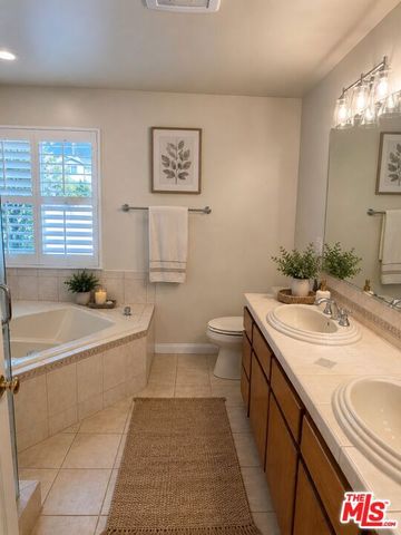 7539 Denrock Avenue, Los Angeles, CA 90045