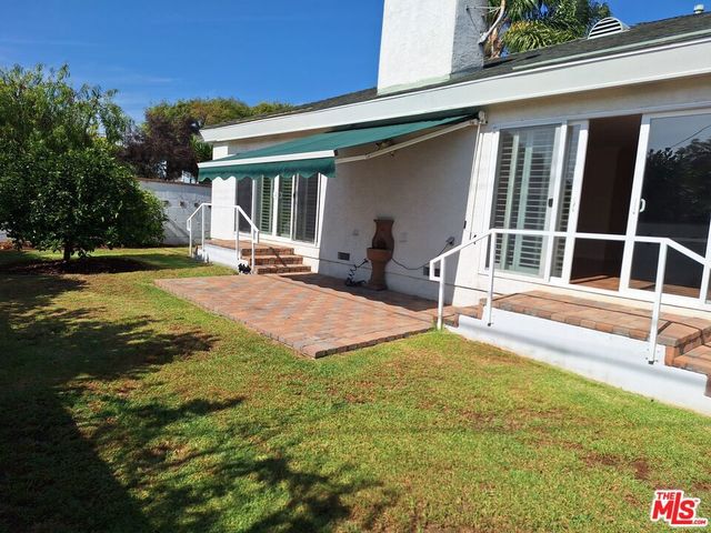 7539 Denrock Avenue, Los Angeles, CA 90045