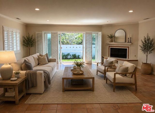 7539 Denrock Avenue, Los Angeles, CA 90045