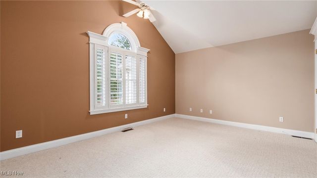 3490 Regans Way, Zanesville, OH 43701