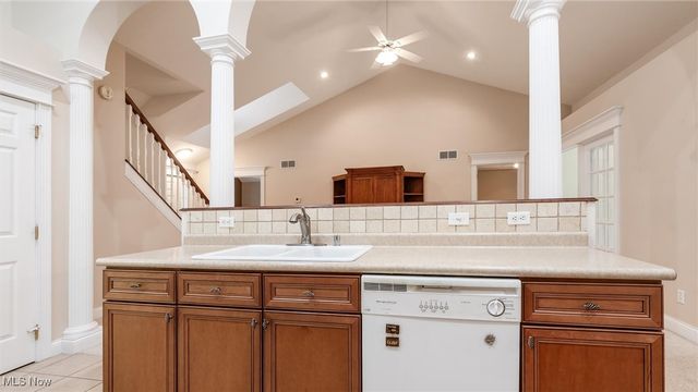 3490 Regans Way, Zanesville, OH 43701