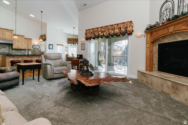 600 E 100 S, Hyde Park, UT 84318