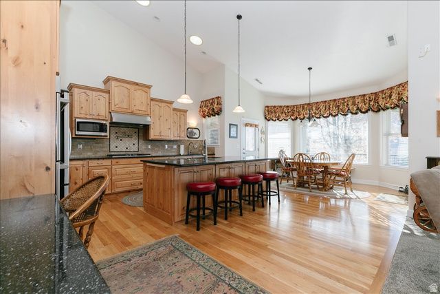 600 E 100 S, Hyde Park, UT 84318