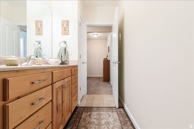 600 E 100 S, Hyde Park, UT 84318