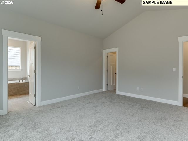 2016 E BADGER Way 5, La Center, WA 98629