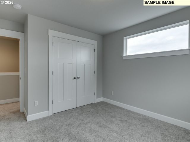 2016 E BADGER Way 5, La Center, WA 98629