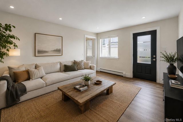 21 Beall Circle, Bronxville, NY 10708