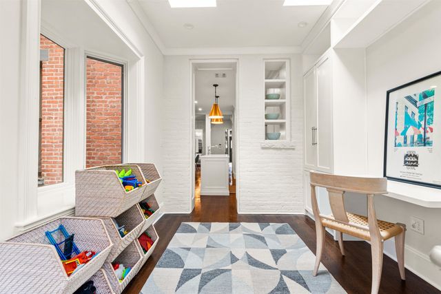 903 WASHINGTON ST, Hoboken, NJ 07030