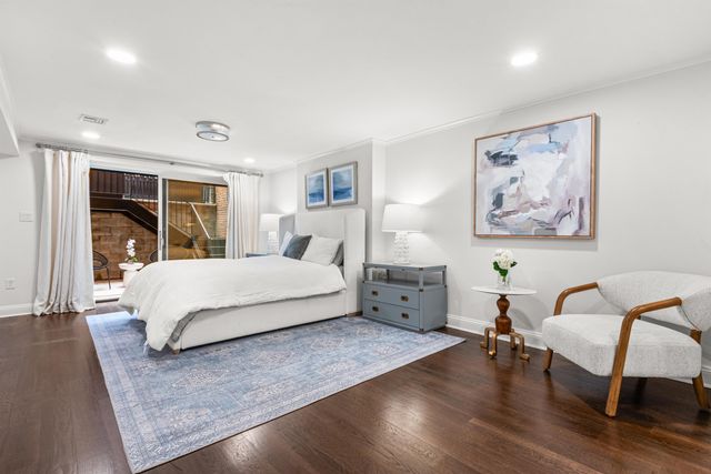 903 WASHINGTON ST, Hoboken, NJ 07030