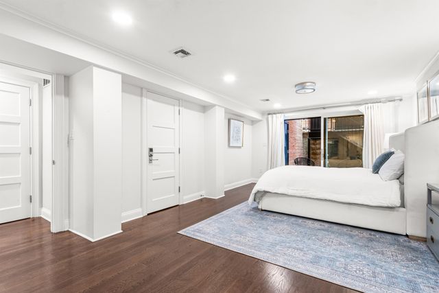 903 WASHINGTON ST, Hoboken, NJ 07030