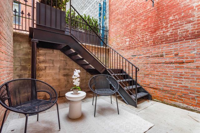 903 WASHINGTON ST, Hoboken, NJ 07030