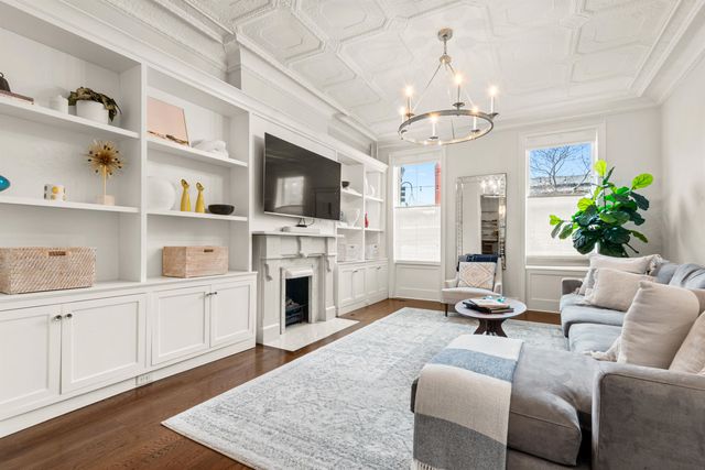903 WASHINGTON ST, Hoboken, NJ 07030