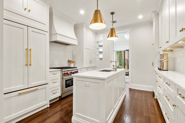903 WASHINGTON ST, Hoboken, NJ 07030