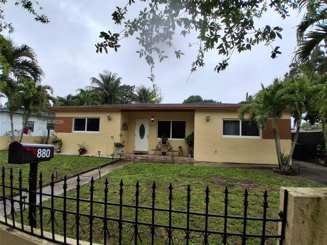 880 NW 129th St, North Miami, FL 33168