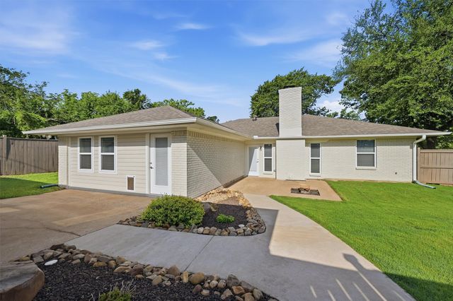 900 Cortez Street, Denison, TX 75020