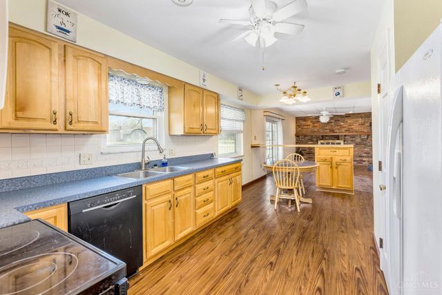 9800 Delray Drive, Montgomery, OH 45242