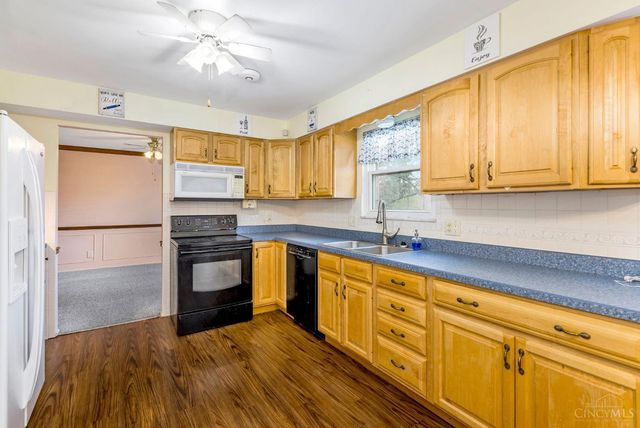 9800 Delray Drive, Montgomery, OH 45242