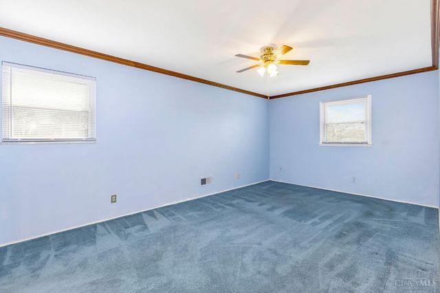 9800 Delray Drive, Montgomery, OH 45242