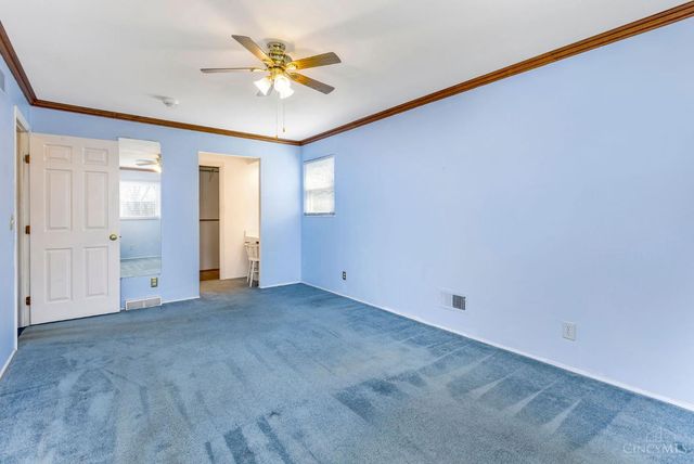 9800 Delray Drive, Montgomery, OH 45242
