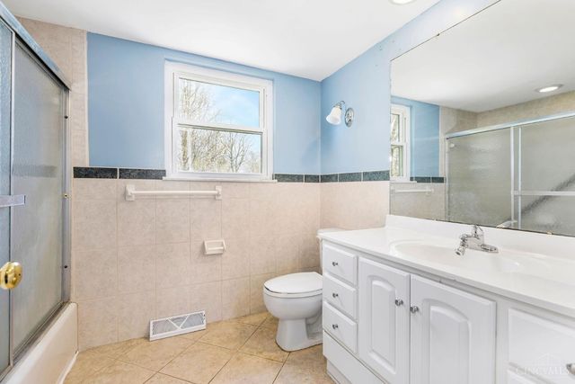 9800 Delray Drive, Montgomery, OH 45242