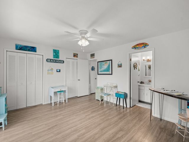 24 Pine Arbor Lane 103, Vero Beach, FL 32962