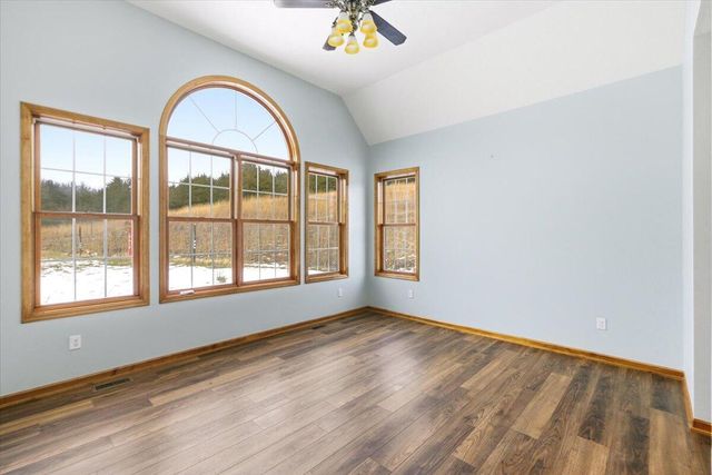 1449 240TH Avenue, Thurman, IA 51654