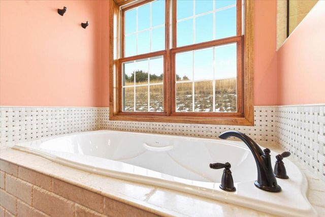 1449 240TH Avenue, Thurman, IA 51654