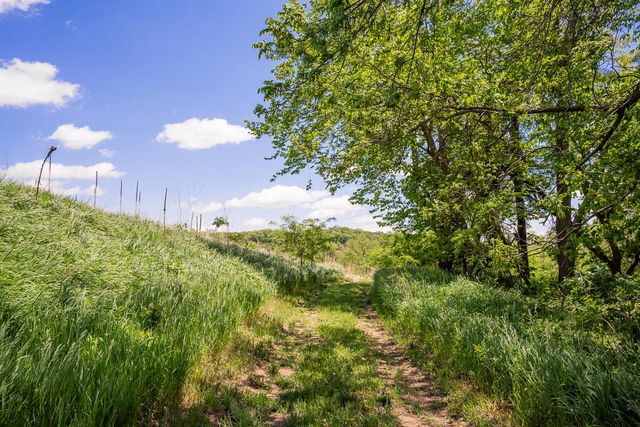 1449 240TH Avenue, Thurman, IA 51654