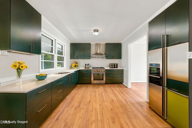 3512 Neptune Drive, Raleigh, NC 27604