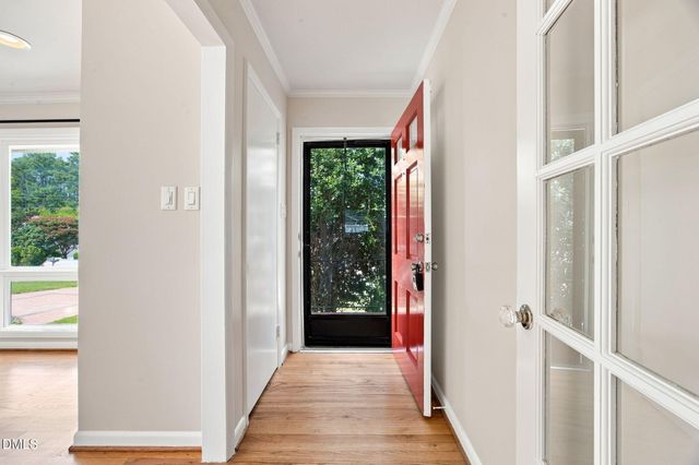 3512 Neptune Drive, Raleigh, NC 27604