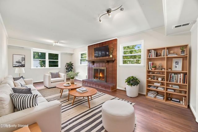 3512 Neptune Drive, Raleigh, NC 27604