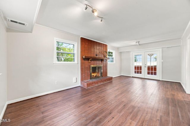 3512 Neptune Drive, Raleigh, NC 27604