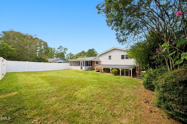 3512 Neptune Drive, Raleigh, NC 27604