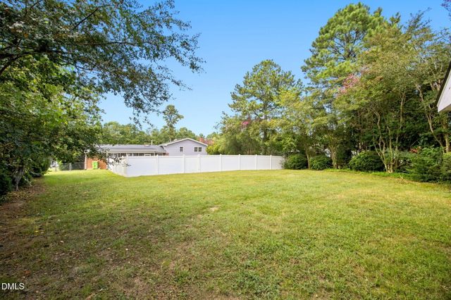 3512 Neptune Drive, Raleigh, NC 27604