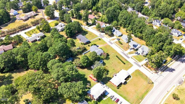 3512 Neptune Drive, Raleigh, NC 27604