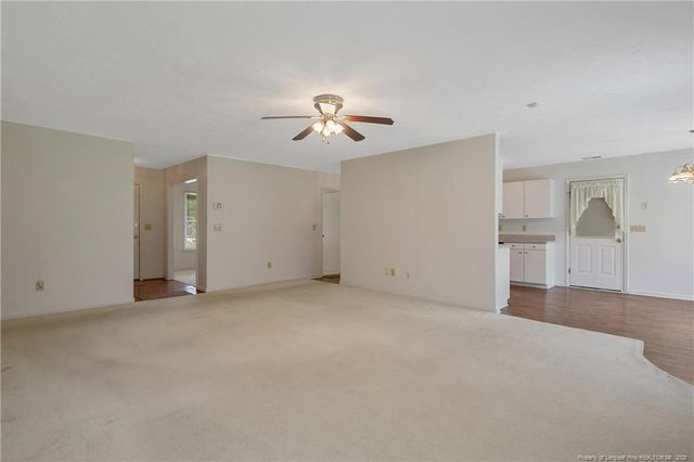 419 Woodberry Circle, Raeford, NC 28376