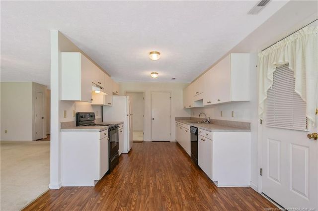 419 Woodberry Circle, Raeford, NC 28376