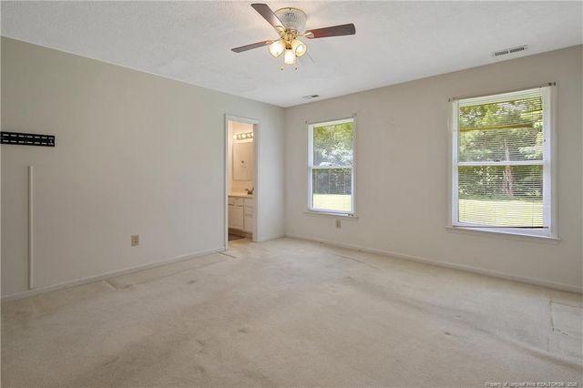 419 Woodberry Circle, Raeford, NC 28376