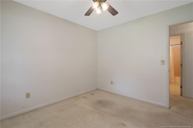 419 Woodberry Circle, Raeford, NC 28376
