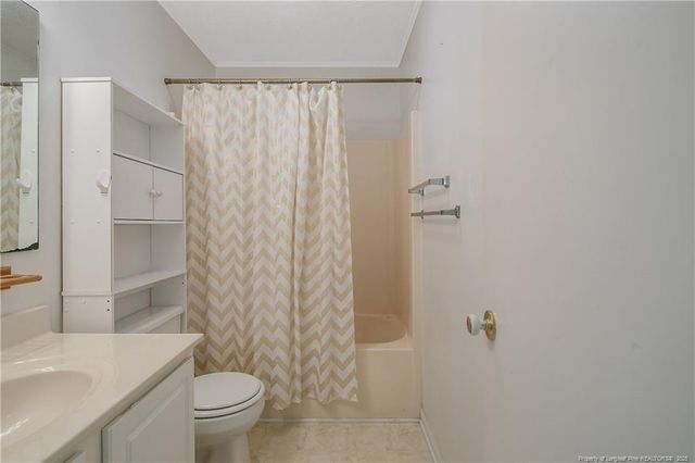 419 Woodberry Circle, Raeford, NC 28376