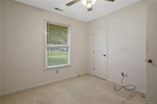 419 Woodberry Circle, Raeford, NC 28376