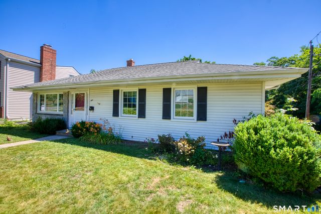 1 Pilgrim Drive, Greenwich, CT 06831