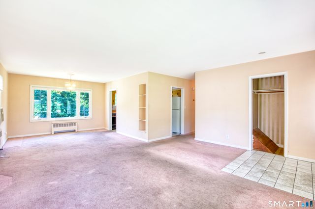 1 Pilgrim Drive, Greenwich, CT 06831